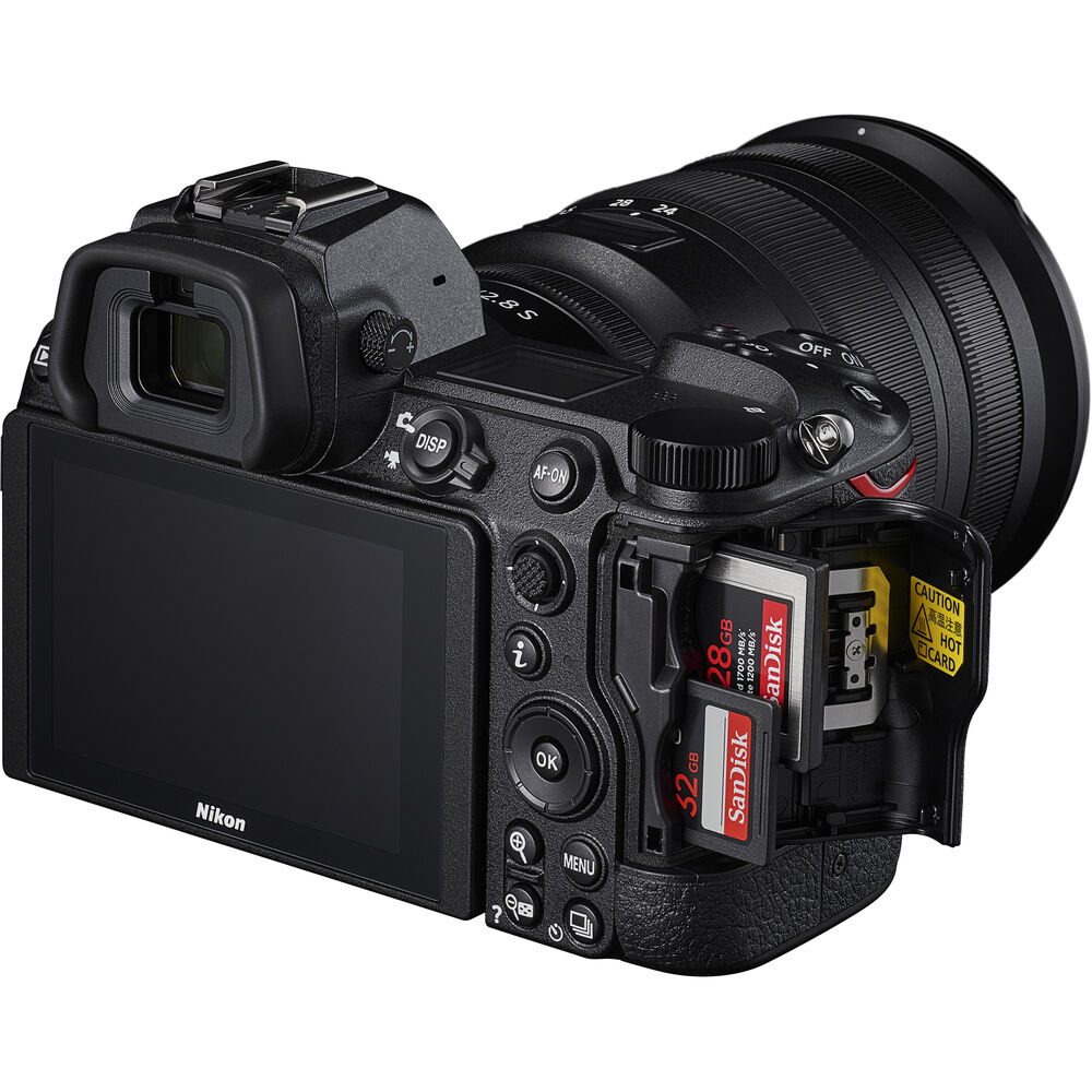 Nikon Z6 II + 24-70 mm f/4