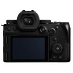 PANASONIC LUMIX DC-S5 IIX + L 28-200 mm f/4-7,1 S Macro - Image 4