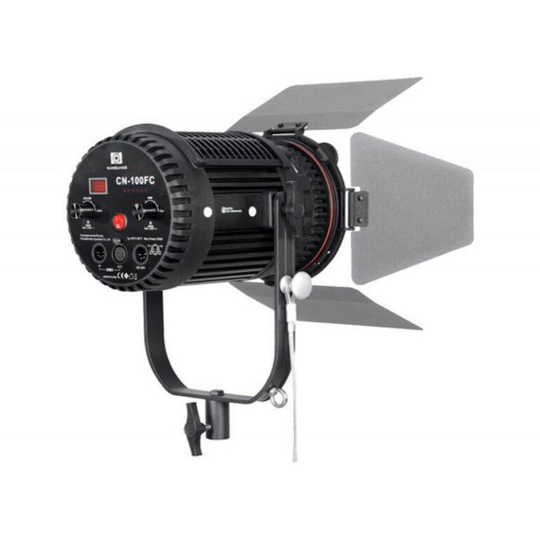 Nanguang CN-100F Fresnel LED 100W avec Sac Control DMX – Bild 2