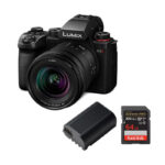 PANASONIC LUMIX DC-S5 II + L 20-60 mm f/3,5-5,6 S + 2e batterie + Sandisk SD Extreme Pro 64GB OFFERTES