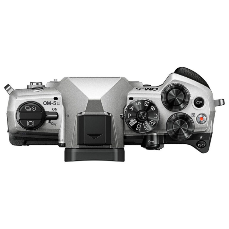 OM SYSTEM OM-5 Mark II Silver - Imagen 3