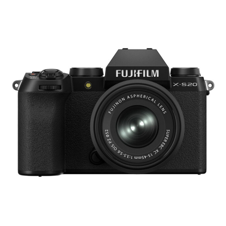 FUJIFILM X-S20 + 15-45
