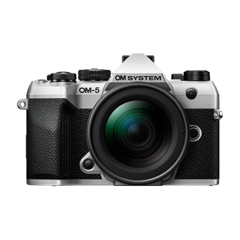 OM SYSTEM OM-5 Mark II Silver + 12-45 mm f/4 PRO ED