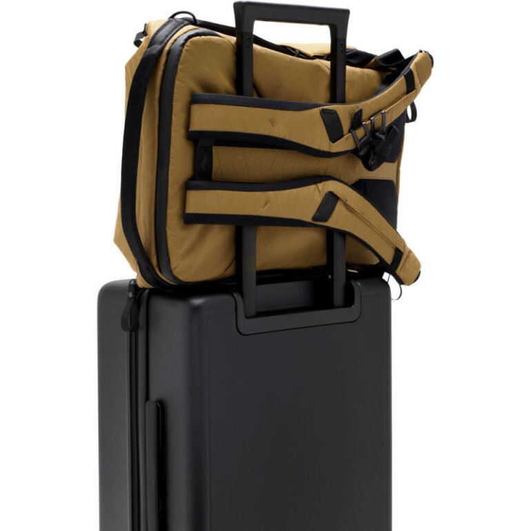 PEAK DESIGN EVERYDAY BP 30L V3 COYOTE - Imagen 6