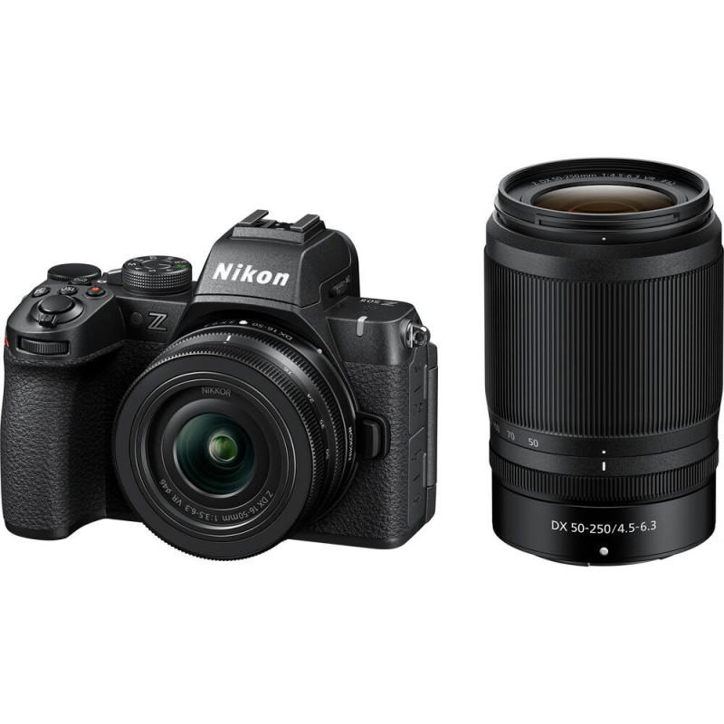 NIKON Z50II + 16-50 mm f/3,5-6,3 + 50-250 mm f/4,5-6,3 NIKON Z50II + 16-50 mm f/3,5-6,3 + 50-250 mm f/4,5-6,3