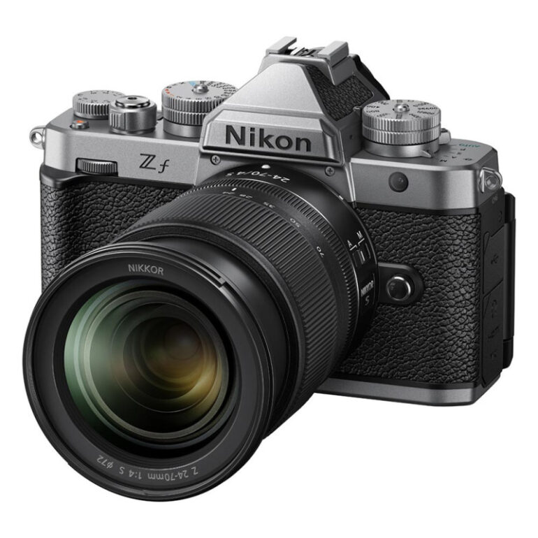 NIKON Zf Silver + 24-70 mm f/4 S + Étui cuir OFFERT