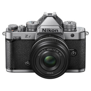 NIKON Zf Silver + 40 mm f/2 SE + Étui cuir OFFERT